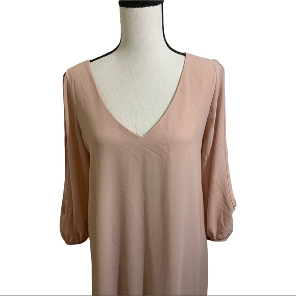 Lulus shifting dears dress light blush pink. Open shoulder Size medium - Picture 9 of 11